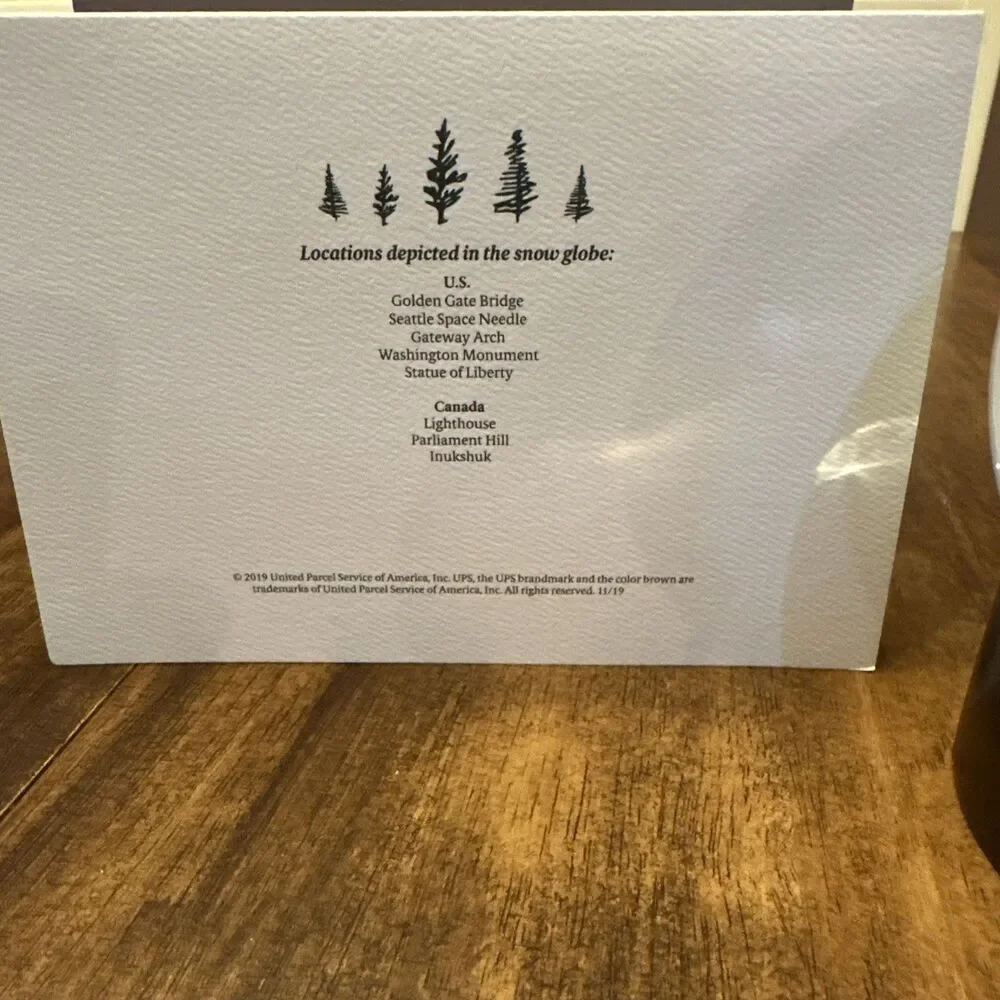 2019 UPS Snow Globe National Landmarks Parcel Truck w/ Original Box Holiday Card